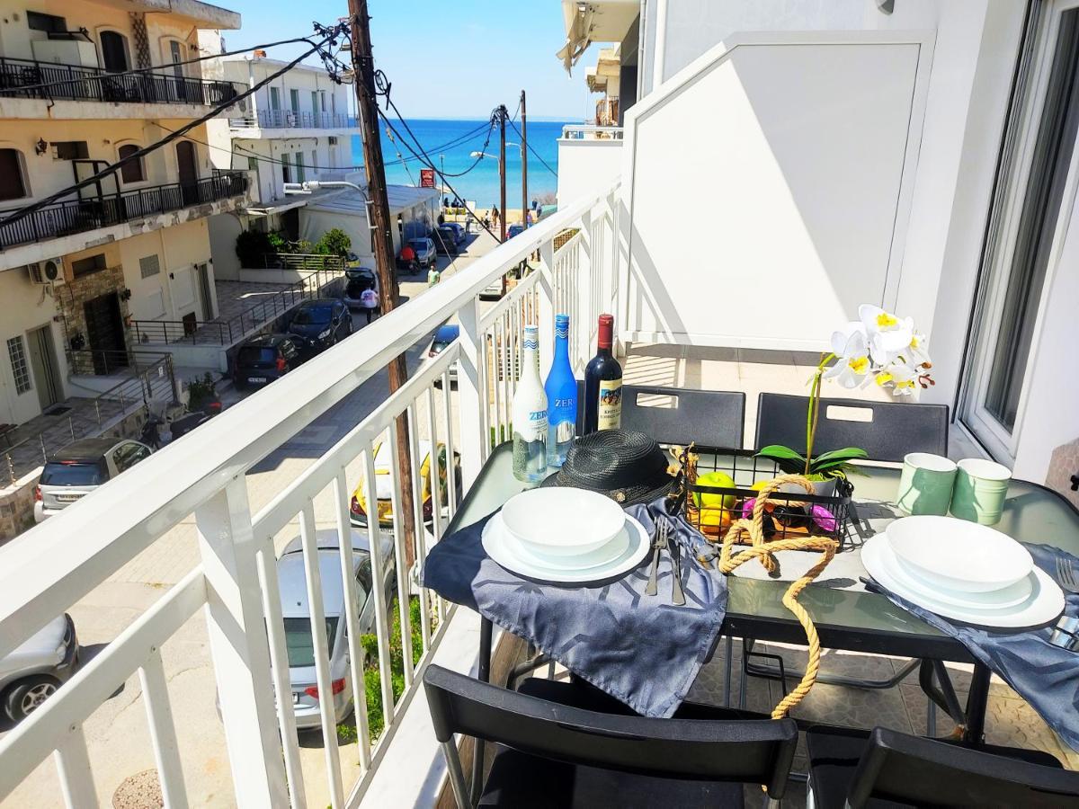 Sea Stars 3 Apartment Peraía Екстериор снимка